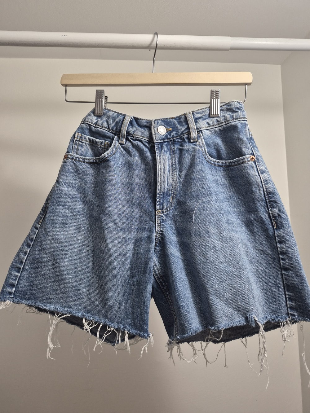 Dynamite Distressed Light Blue Denim Shorts